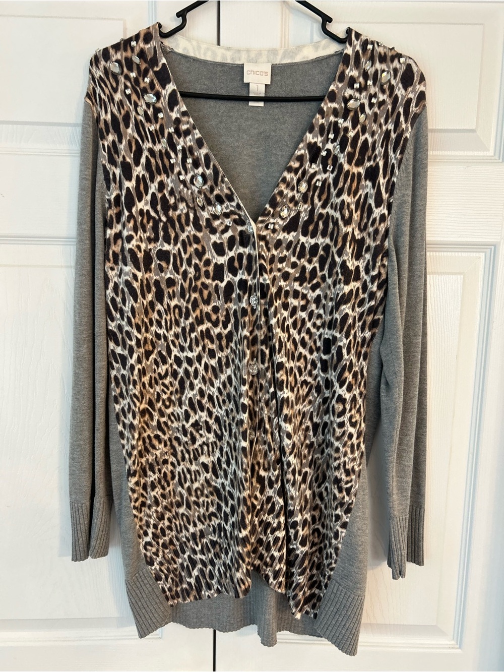 NWOT Chico’s Women’s Brown Leopard Print Jewel Button Up Cardigan Sweater Size 1